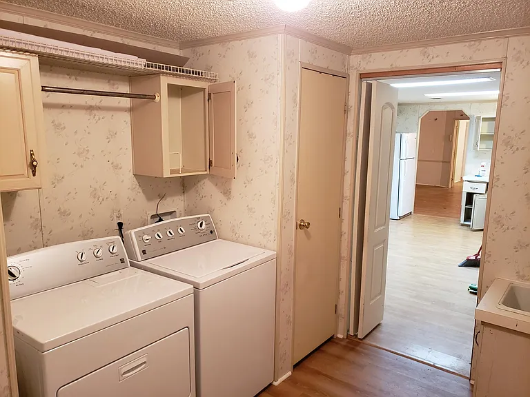7104 Lady Hawk Ln — Photo 25