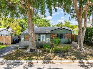 1621 NE 16th Ter, Fort Lauderdale, FL 33305