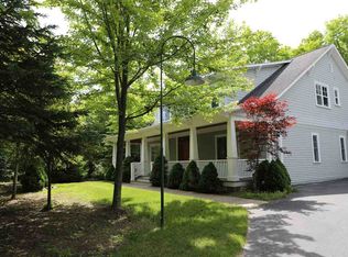 12130 Country Club Dr, Charlevoix, MI 49720