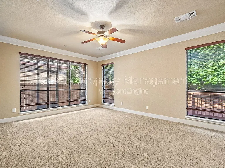 7654 Culebra Valley — Photo 17