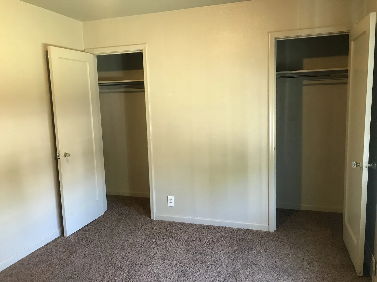 2 bed, 1.0 bath, 700 sqft, $1,150 — Photo 3