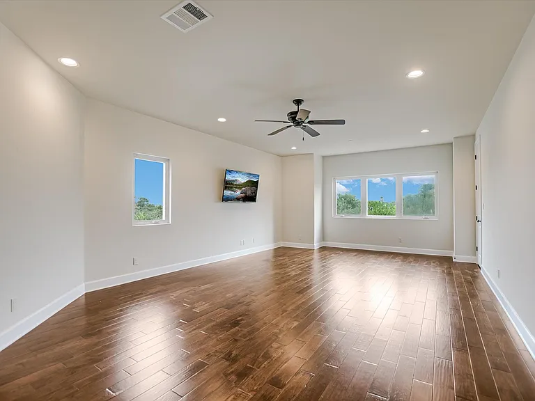 11 Inwood Cir — Photo 21