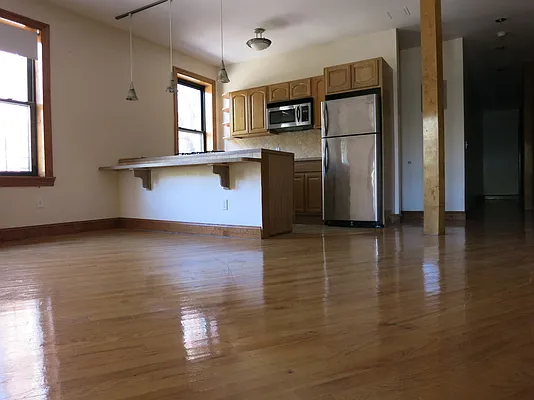 Rented by Mason Group LLC | media 16