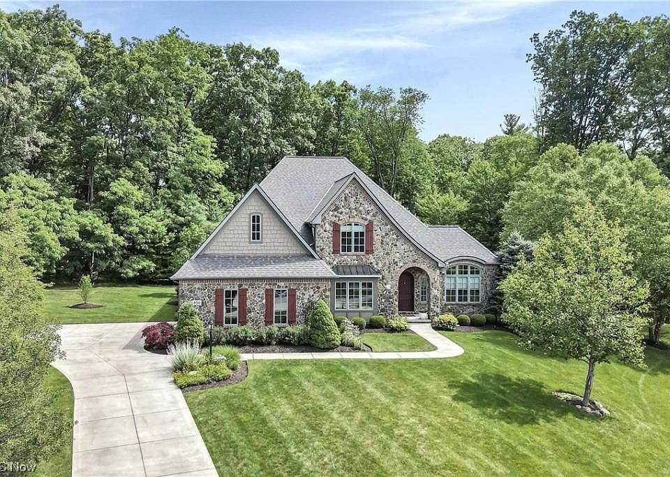 1st image of 8511 Chippewa Trl