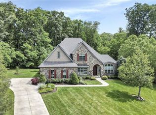 8511 Chippewa Trl, Brecksville, OH 44141