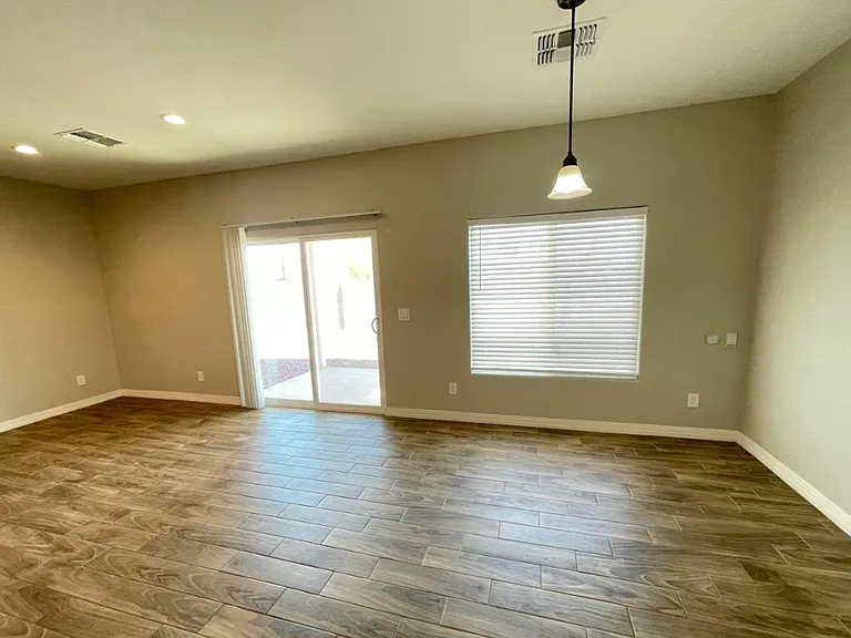11176 W Cambria Cir — Photo 7