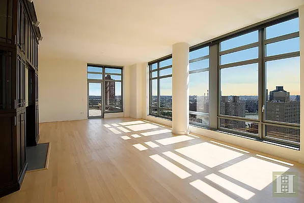 Sold by Halstead Real Estate | media 8