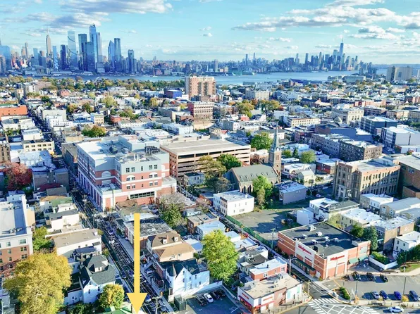 620 37th Street image 34 of 38