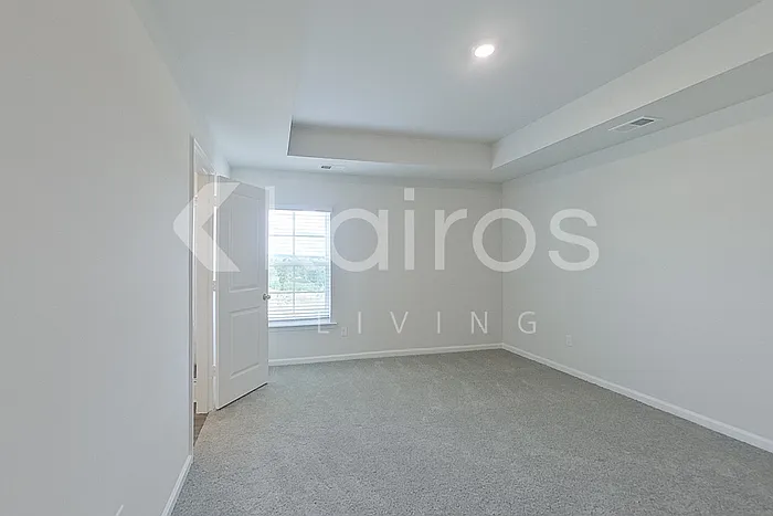43 Springdale Rd — Photo 9