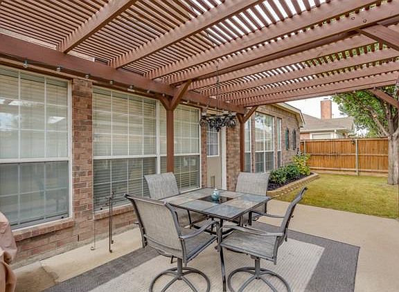 5th image of 4558 Gladiola Ln