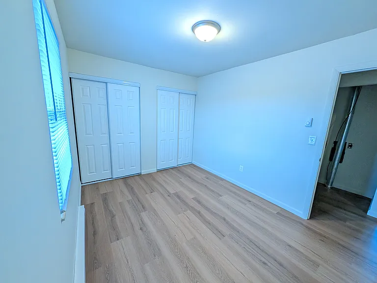 429 N Wolf Creek St #12 — Photo 14