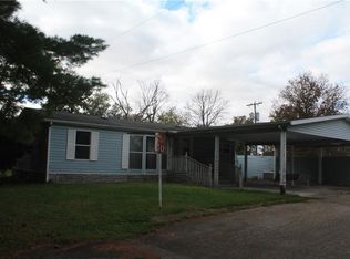 2503 N Green Tree Ave, Decatur, IL 62526