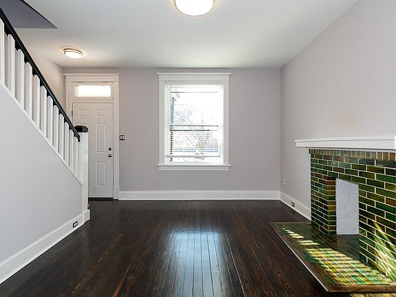 3rd image of 7207 Southwest Ave