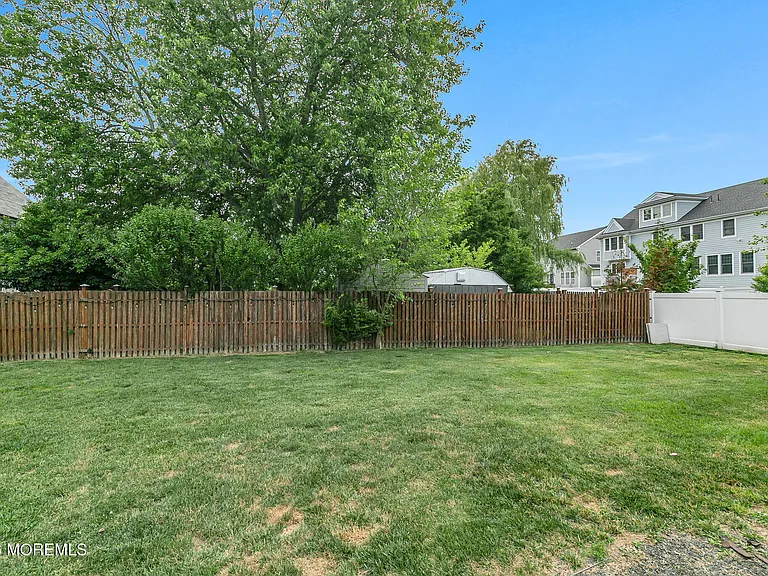 3 Monmouth Pl — Photo 34