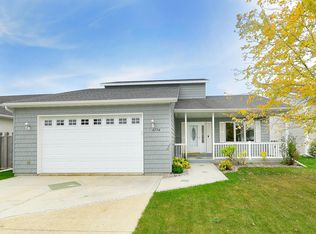 4774 Pines Cir, Grand Forks, ND 58201