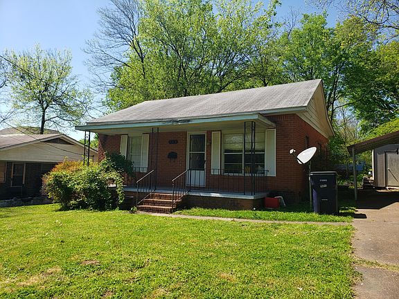 2nd image of 749 Oak St