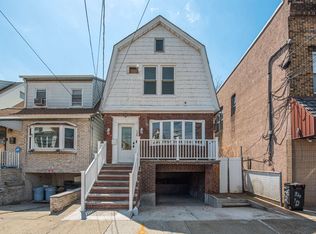 136 W 56th St, Bayonne, NJ 07002