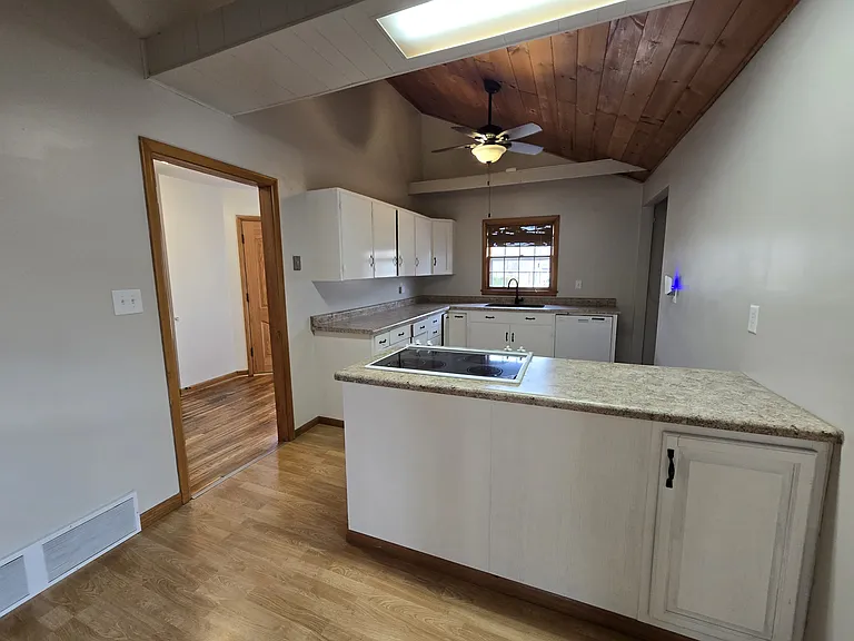 4409 Hickory St — Photo 5
