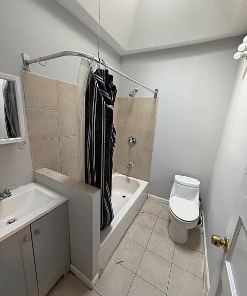 5928 N Lawrence St — Photo 14