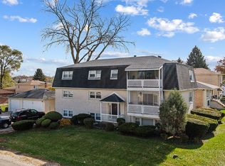 10601 S 81st Ct, Palos Hills, IL