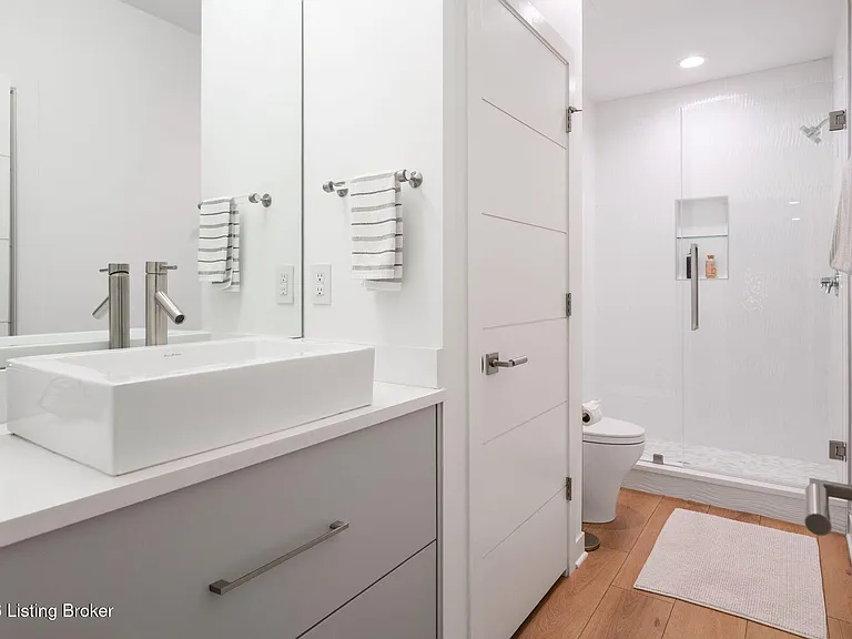 14201 Reserve Cv — Photo 64