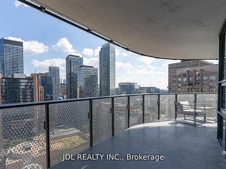 11 Wellesley St W #2105 — Photo 13