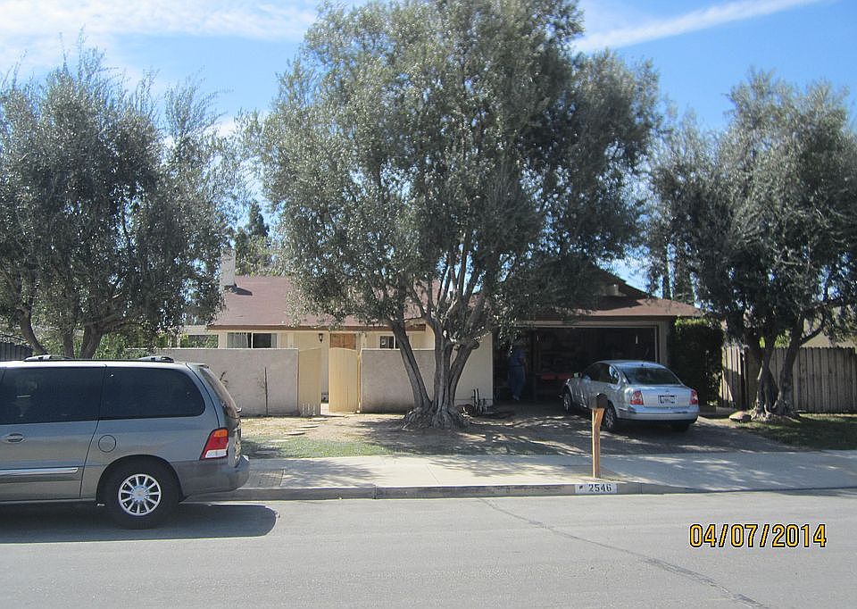 1st image of 2546 E Lynwood St