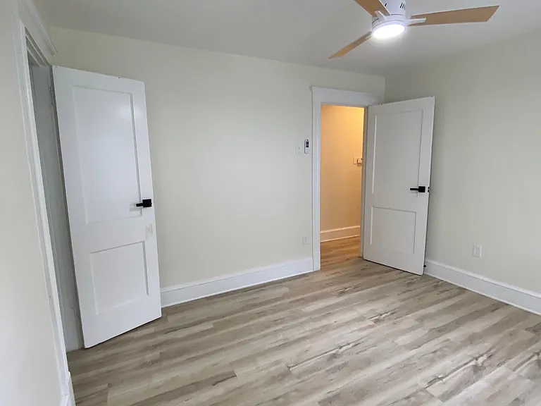 129 Beech St — Photo 30