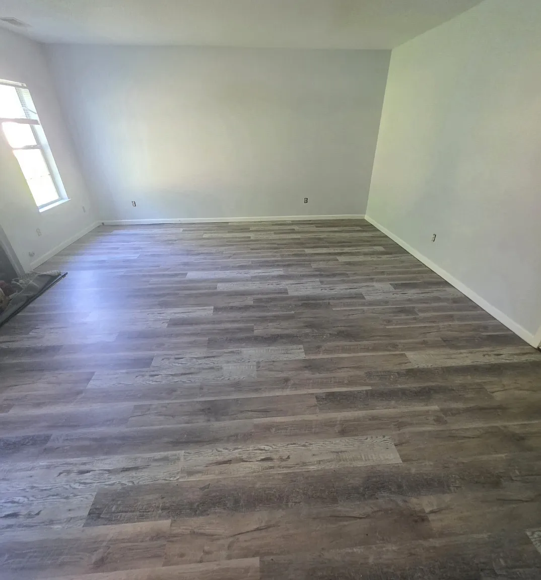 4 bed, 2.5 bath, 3268 sqft, $2,500 — Photo 2