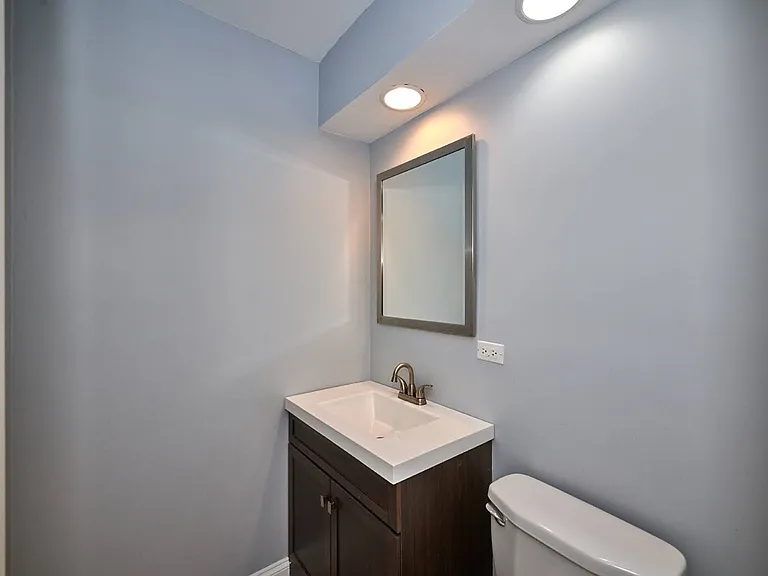 7810 E Prairie Rd — Photo 14
