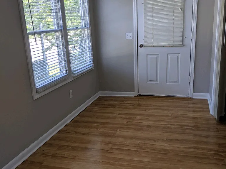 977 Soco Rd — Photo 16