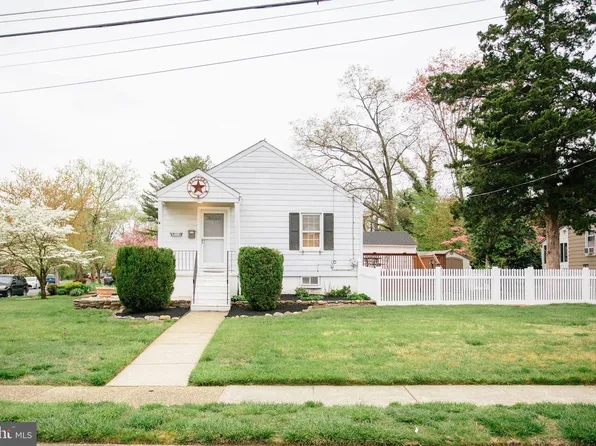 10 School Ln, Cherry Hill, NJ 08002