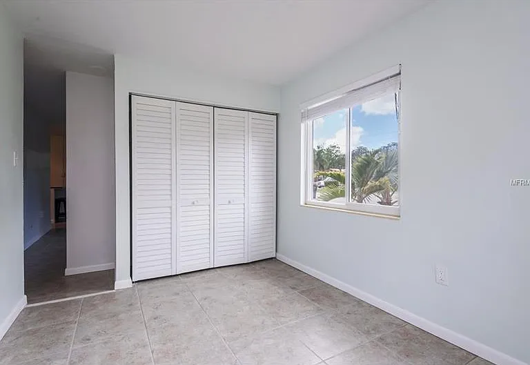 3449 Tarlton St N — Photo 5