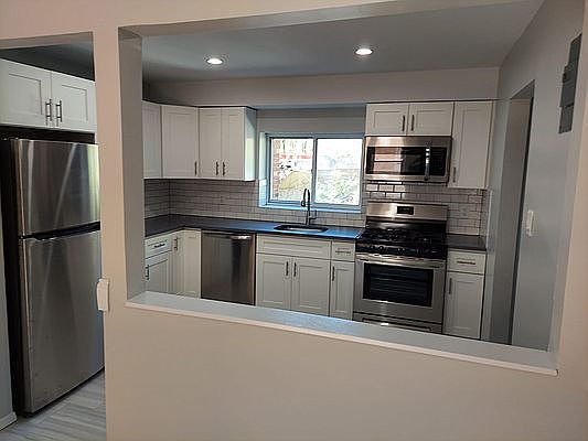 1st image of 1322 E 65th St #2A