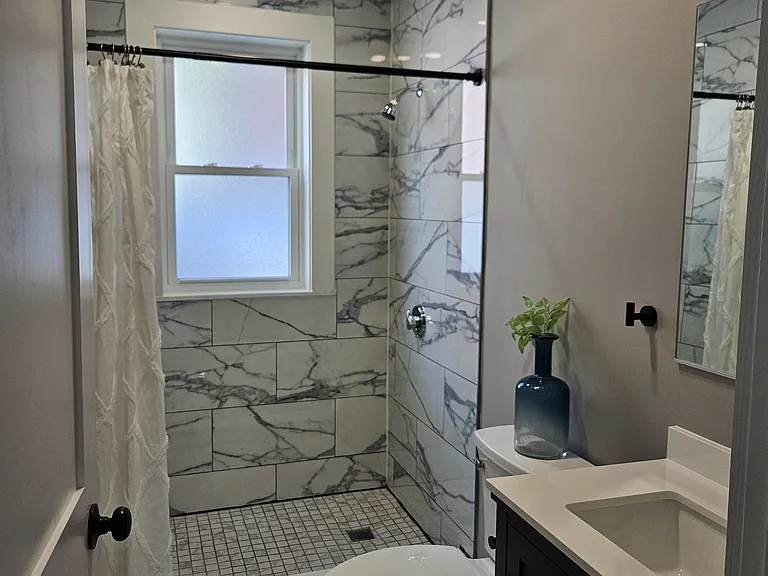 11 Waverly Pl #2 — Photo 5