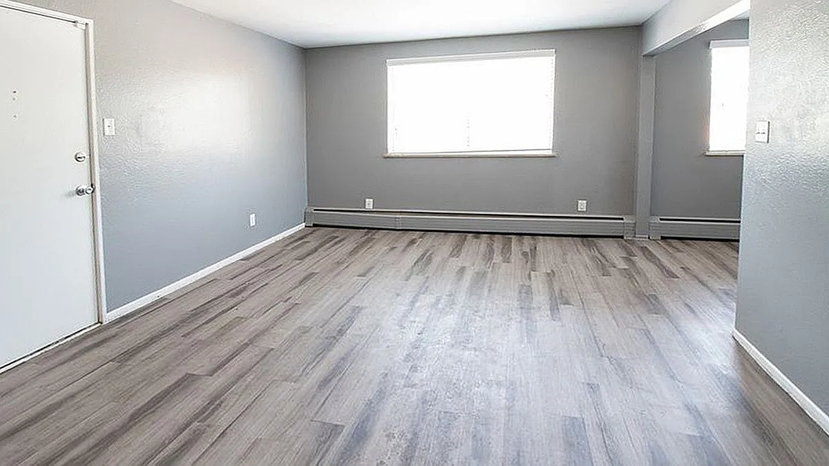 Scandia Apartments — Photo 4
