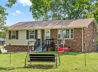 201 Aster Dr, Clarksville, TN 37042
