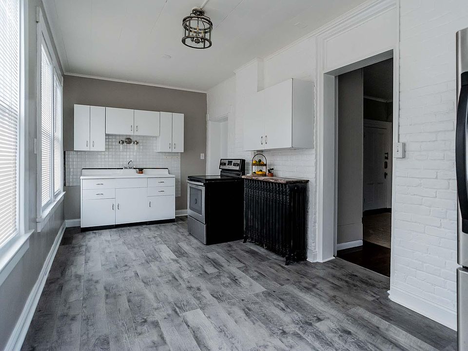 1st image of 107 Arch Ave #1
