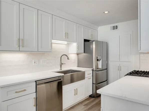 505 W 7th St APT 102, Austin, TX 78701