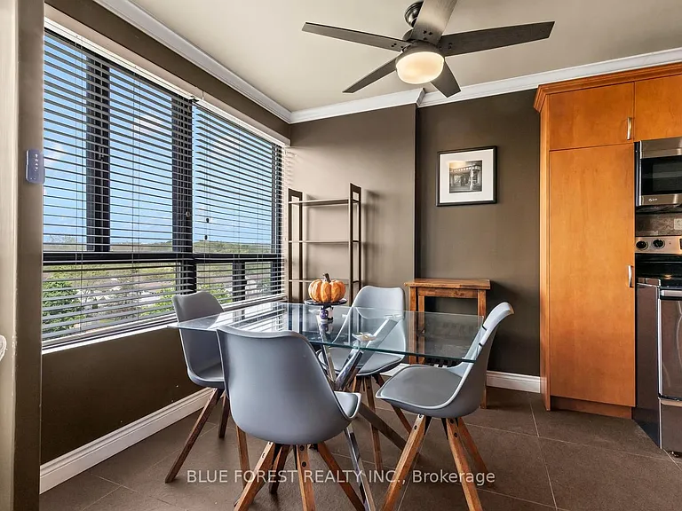 1600 Adelaide St N #608 — Photo 18
