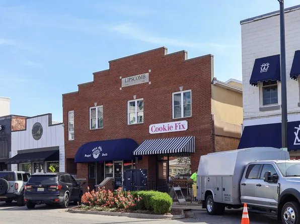 122 N College St, Auburn, AL