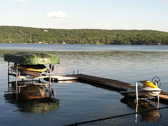 4th image of 270 Island Dr