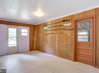 3016 Abington Manor Dr, Huntingtown, MD 20639