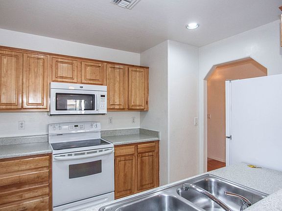 3rd image of 9266 E Swift Trail Dr APT 1