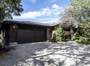8820 S Kings Hill Dr, Salt Lake City, UT 84121