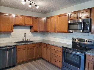 1015 Boylan Dr, Xenia, OH 45385