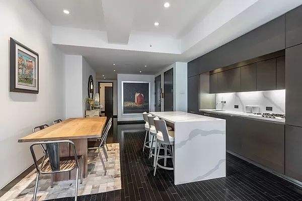 1st image of 20 Pine St APT 1504