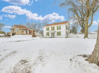 110 E Barker St, Tuscola, IL 61953