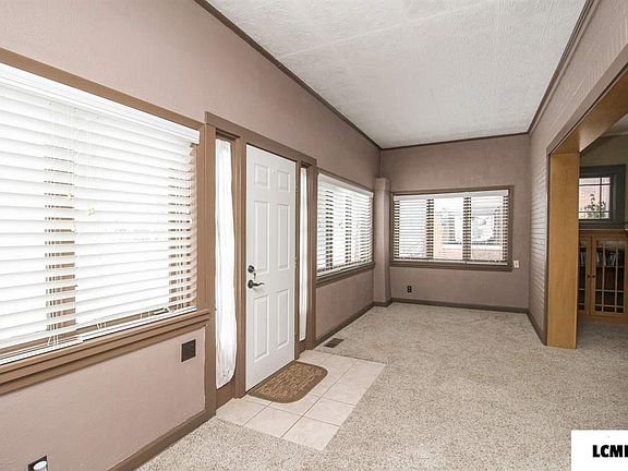 3rd image of 401 Lincoln Ave