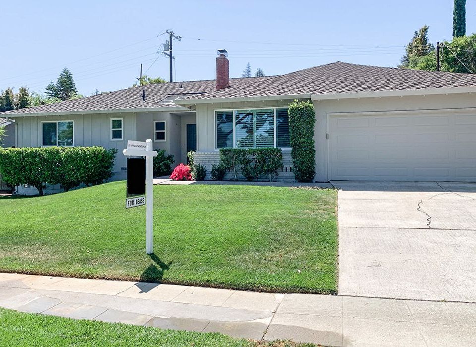 1st image of 206 Blossom Villa Way